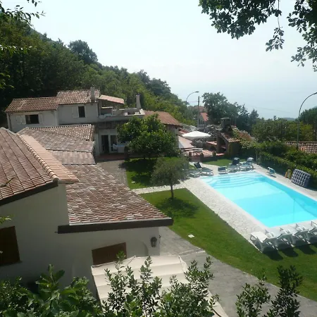 Villa Sleeps 14 Pool Wifi