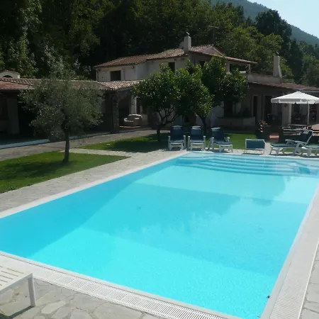 Sleeps 14 Pool Wifi *