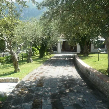 Villa Sleeps 14 Pool Wifi *